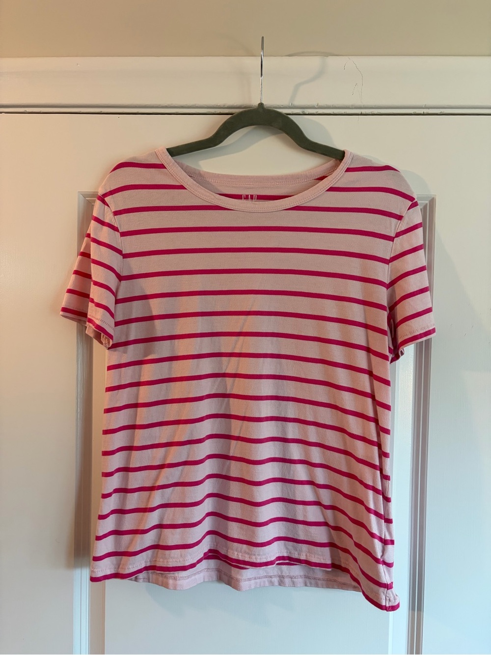 GAP Pink and Hot Pink Striped Short Sleeve Tee